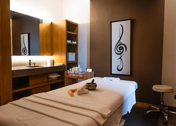 Gulf Hotel Bahrain Convention And Spa